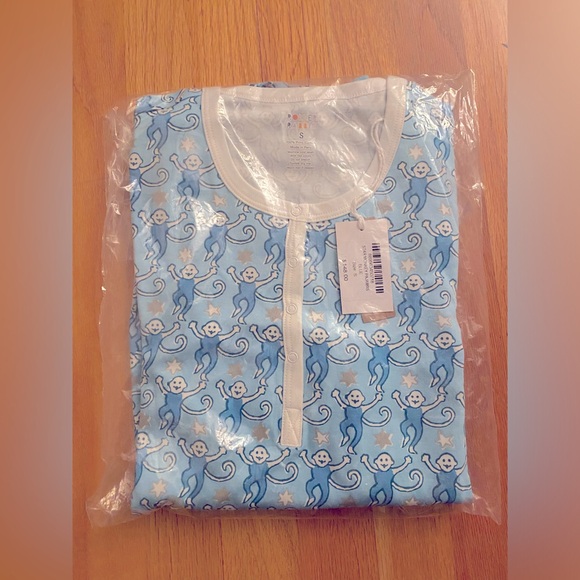 Roller Rabbit Other - Brand New Roller Rabbit Pajamas Size S Blue
